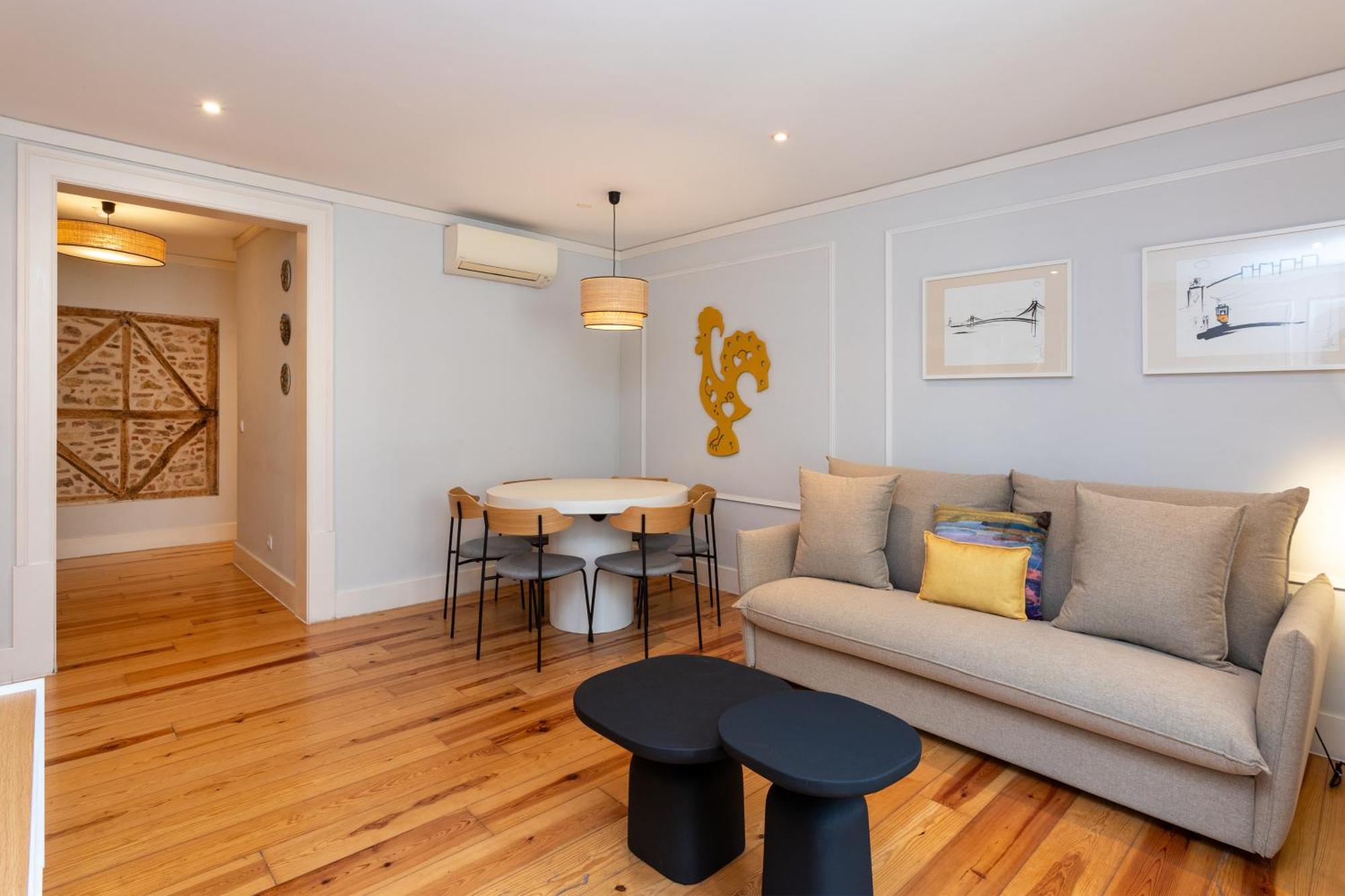 Appartamento Casas Da Baixa - Jules & Madeleine Lisbona Esterno foto