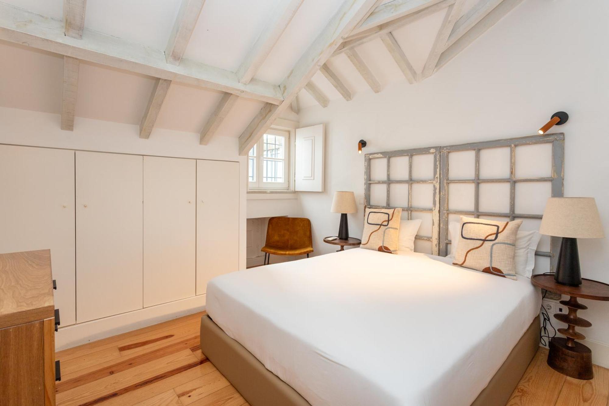 Appartamento Casas Da Baixa - Jules & Madeleine Lisbona Esterno foto