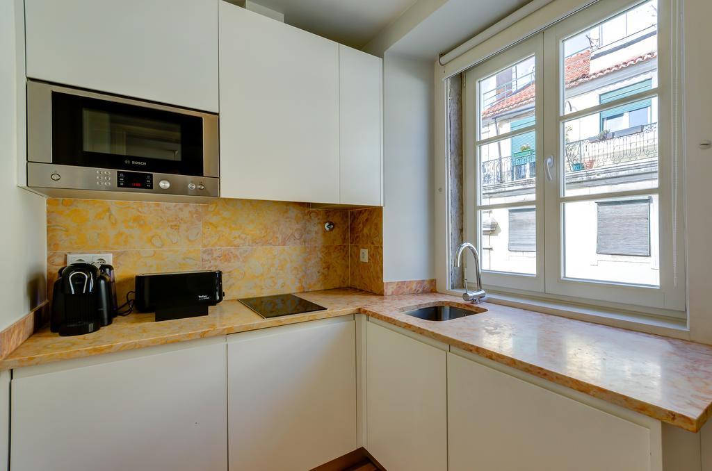 Appartamento Casas Da Baixa - Jules & Madeleine Lisbona Esterno foto